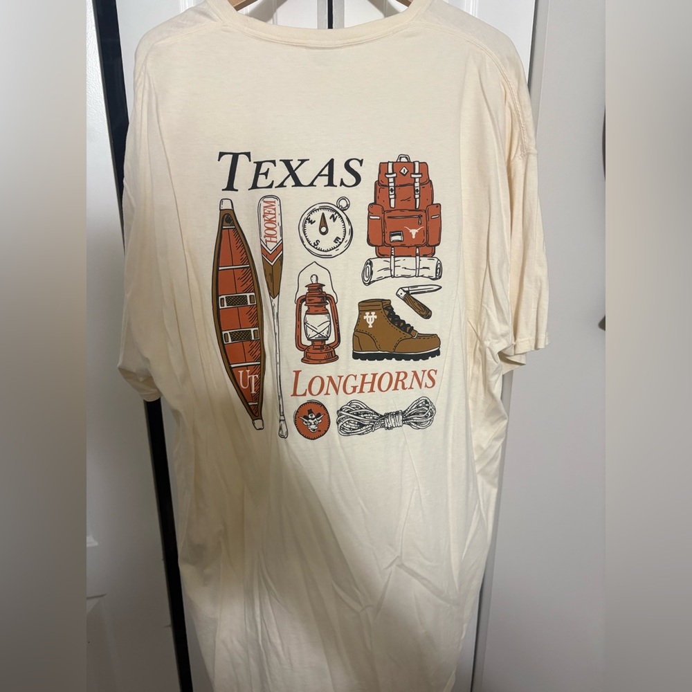 University of Texas Longhorns Comfort Wash Camping Trip T-Shirt Size XXL (2XL)